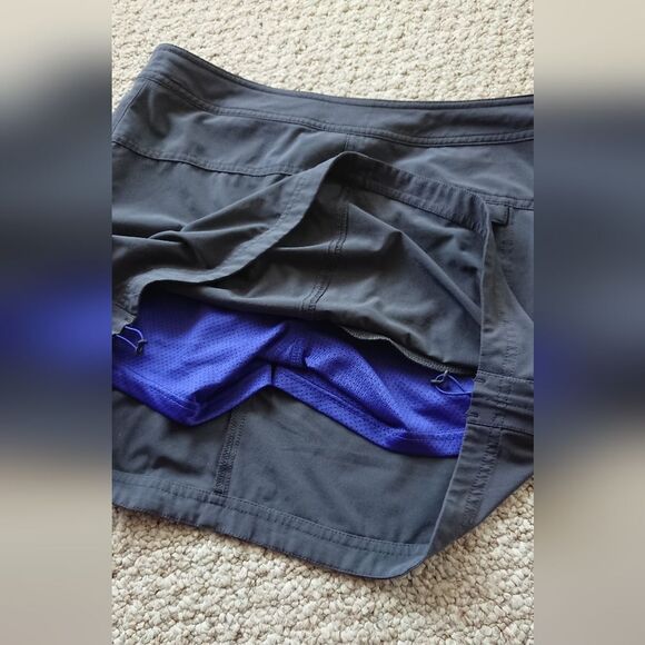 Title Nine Rogue Skort in gray (MINERAL) size 4 - Picture 9 of 12